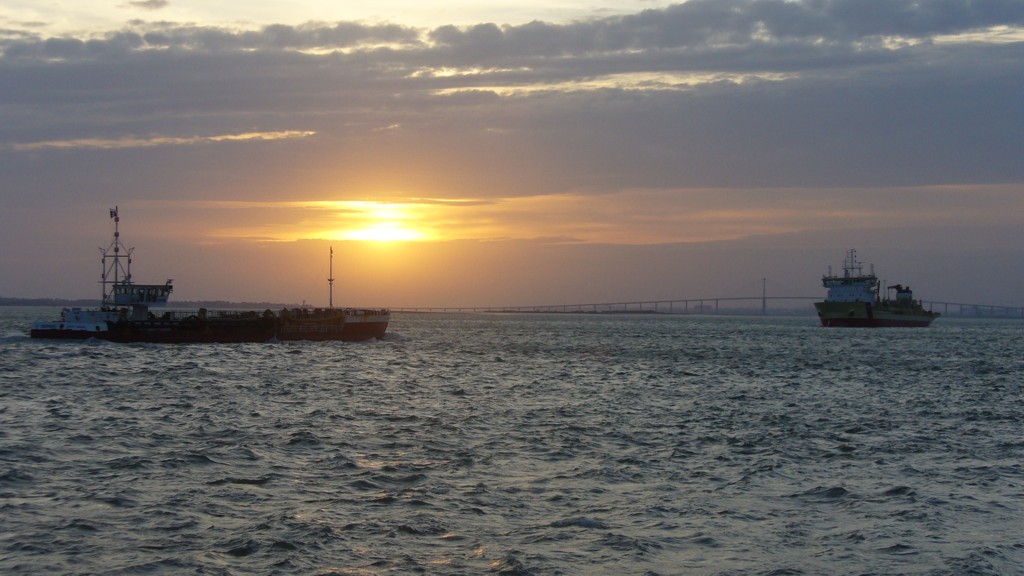 Dragues dans l'estuaire